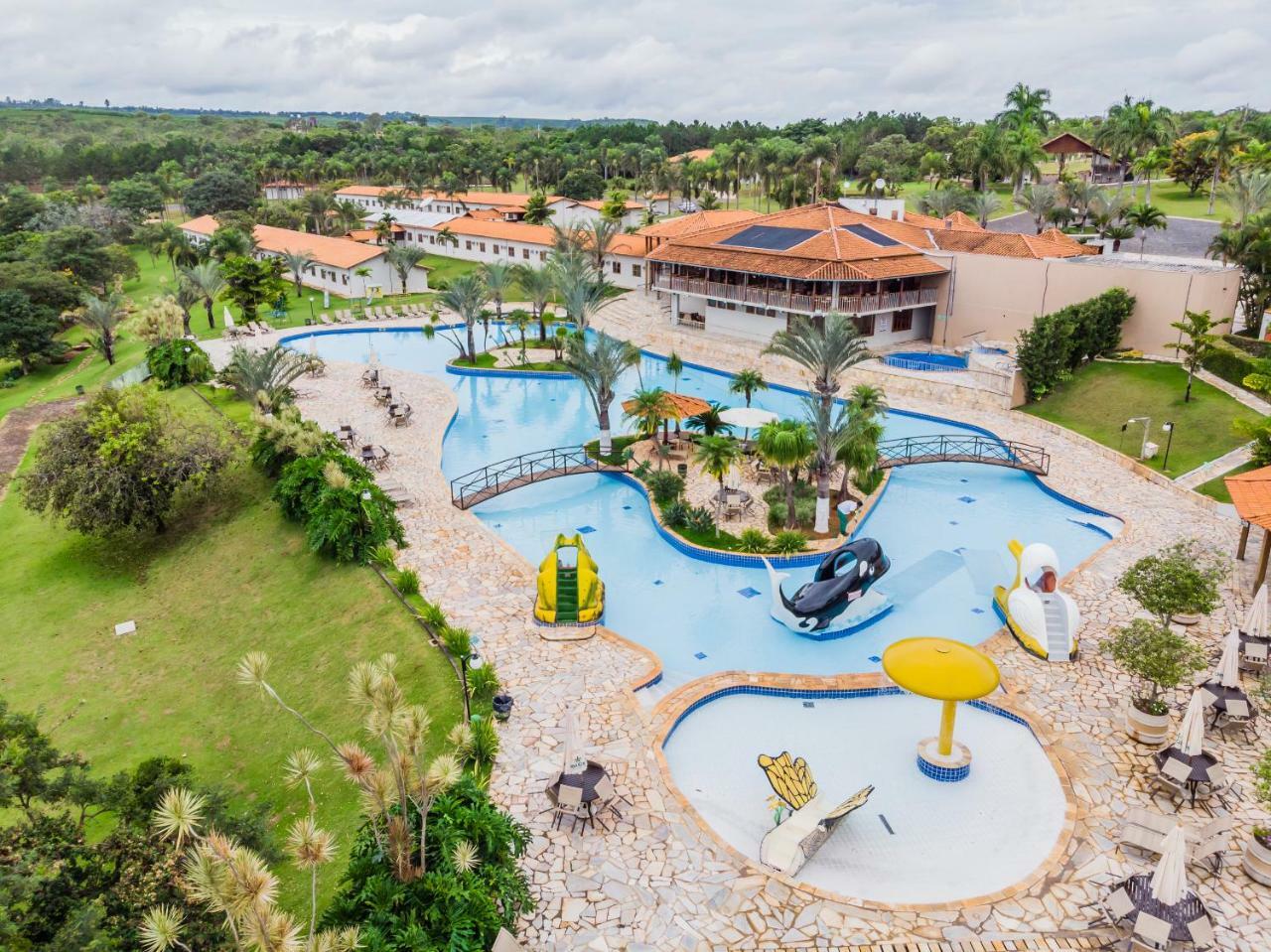 Obba Coema Village Hotel Capitólio Exteriör bild